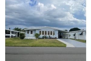 4823 Foxwood Blvd, Lakeland, FL 33810, Sold 05/31/23