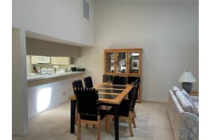 3952 Wilshire Cir, Sarasota, FL 34238, Sold 06/30/23