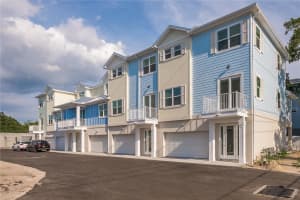 813 Oak St, Dunedin, FL 34698, Sold 07/26/23
