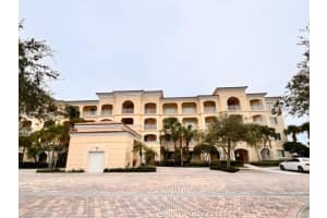 3 Harbour Isle Dr E, Fort Pierce, FL 34949, Sold 08/29/23