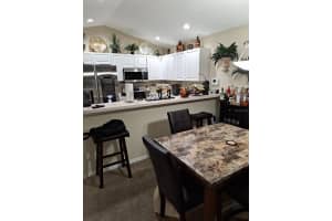 4122 11th St E, Bradenton, FL 34208, Sold 09/08/23
