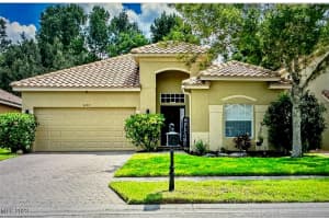 4287 Fitzroy Reef Dr, Mims, FL 32754, Sold 09/22/23