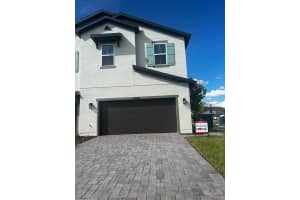 4399 Creek Cv Ln, Kissimmee, FL 34744, Sold 09/25/23