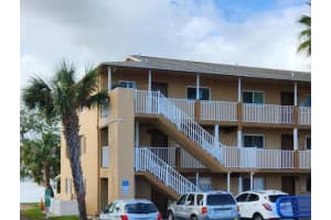 415 N Halifax Ave, Daytona Beach, FL 32118, Sold 10/06/23