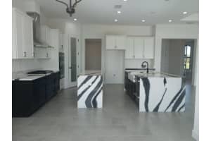 5263 Lake Venice Dr, Wimauma, FL 33598, Sold 11/20/23