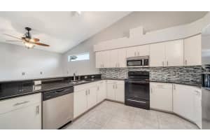 5007 72nd St E, Bradenton, FL 34203, Sold 12/21/23