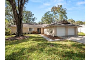 5103 Greenglen Ln, Lakeland, FL 33811, Sold 01/02/24