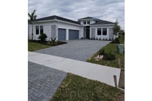 4910 Kiva Cir, Lakewood Ranch, FL 34211, Sold 01/29/24