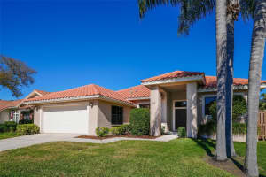 805 Live Oak Terrace NE, St. Petersburg, FL 33703, Sold 02/08/24