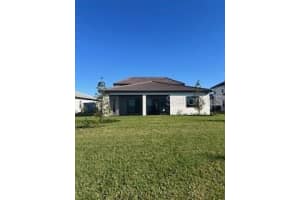 7909 Sunset Pnes Dr, Sarasota, FL 34240, Sold 02/20/24