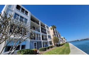 7625 Sun Island Dr S, South Pasadena, FL 33707, Sold 02/29/24