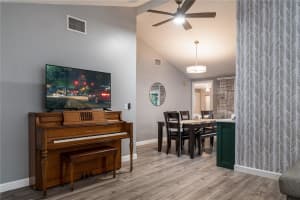 7507 Woodland Oaks Ct, Tampa, FL 33615, Sold 03/26/24