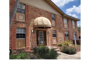 2328 Coawood Ct, Maitland, FL 32751, Sold 03/28/24