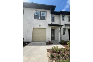 686 Longboat Dr, Davenport, FL 33896, Sold 04/03/24