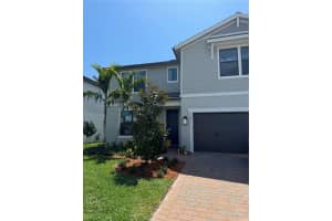 397 SE Filoli Dr, Port St. Lucie, FL 34984, Sold 06/06/24