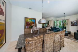 812 Live Oak Terrace NE, St. Petersburg, FL 33703, Sold 06/05/24