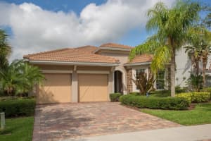 12008 Autumn Fern Ln, Orlando, FL 32827, Sold 07/01/24