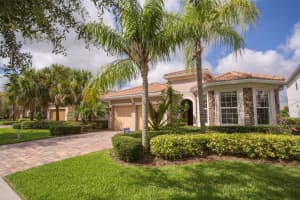 12008 Autumn Fern Ln, Orlando, FL 32827, Sold 07/01/24
