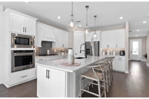 4021 Winding Mdws St, Apopka, FL 32712, Sold 07/17/24