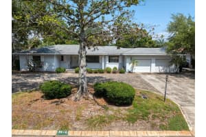 3616 S Beach Dr, Tampa, FL 33629, Sold 08/30/24