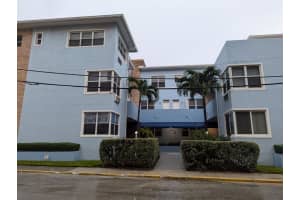 326 Harrison St, Hollywood, FL 33019, Sold 09/20/24