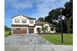 10003 Meadowrun Dr, Lithia, FL 33547, Sold 08/30/24