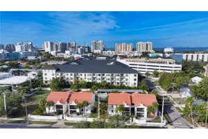 631 N Orange Ave, Sarasota, FL 34236, Sold 10/16/24