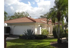 7318 Golf Pointe Cir, Sarasota, FL 34243, Sold 10/31/24