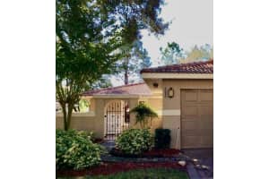 8230 Sandpoint Blvd, Orlando, FL 32819, Sold 11/15/24