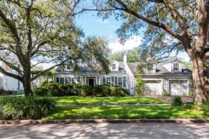 2615 W Prospect Rd, Tampa, FL 33629, Sold 11/12/24