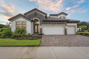 15062 Rider Pass Dr, Lithia, FL 33547, Sold 11/22/24