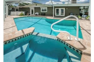 7998 2nd Ave S, St. Petersburg, FL 33707, Sold 11/22/24