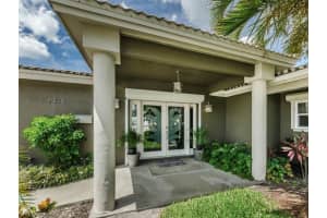 7998 2nd Ave S, St. Petersburg, FL 33707, Sold 11/22/24