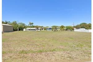 426 Glenridge Ave Nw Port Charlotte, FL 33952 Sold 12/06/24