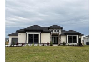 5245 Lake Venice Dr, Wimauma, FL 33598, Sold 01/16/25