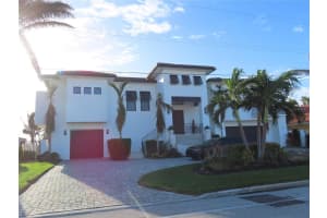 2271 E Vina Del Mar Blvd, St Pete Beach, FL 33706, Sold 12/30/24