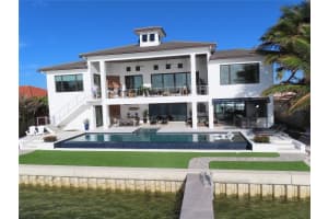 2271 E Vina Del Mar Blvd, St Pete Beach, FL 33706, Sold 12/30/24