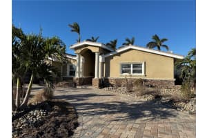 7991 1st Ave S, St. Petersburg, FL 33707, Sold 01/07/25