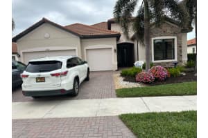 10848 Whisk Fern Dr, Venice, FL 34293, Sold 01/09/25