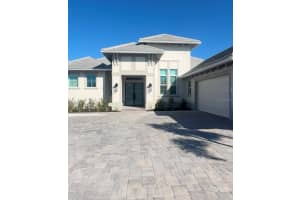 620 Blue Shell Lp, Sarasota, FL 34240, Sold 02/04/25