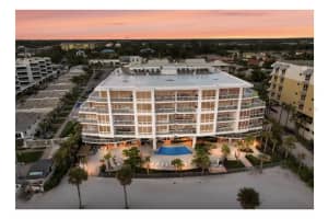 1035 Seaside Dr, Sarasota, FL 34242, Sold 02/14/25
