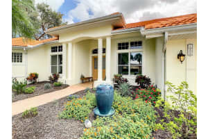 126 Fieldstone Dr, Venice, FL 34292, Sold 02/24/25