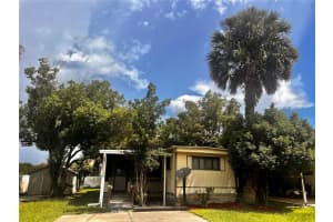 102 Leisure World Dr N, DeBary, FL 32713, Sold 02/21/25