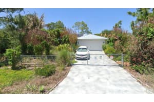 835 Carpenter St E, Lehigh Acres, FL 33974, Sold 03/28/25