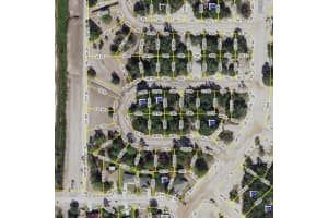 349 Bass Ct Poinciana, FL 34759 Sold 03/03/25