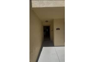 2782 Club Cortile Cir, Kissimmee, FL 34746, Sold 03/31/25