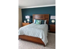 100 Bluff View Dr, Belleair Bluffs, FL 33770, Sold 04/04/25