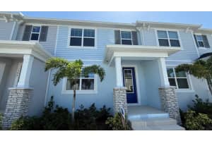 1350 Tarflower Dr, Winter Springs, FL 32708, Sold 04/11/25