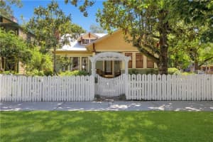 911 Magnolia Ave, Sanford, FL 32771, Sold 03/28/25