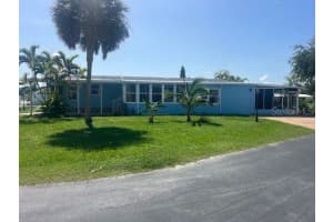 4713 Fiji Ln, Bonita Springs, FL 34134, Sold 04/11/25